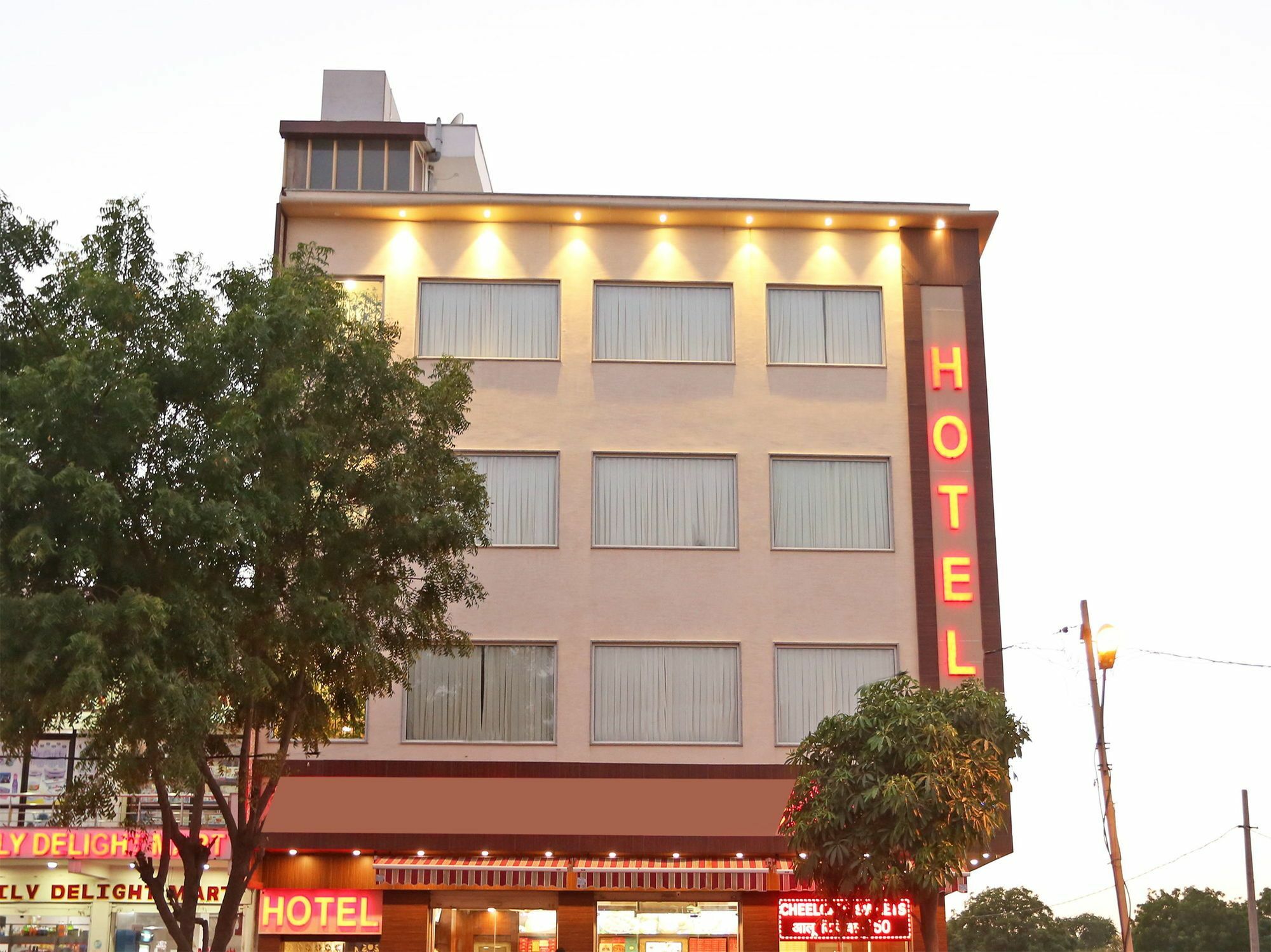 Oyo 9753 Hotel Cheelgadi Jaipur Ngoại thất bức ảnh