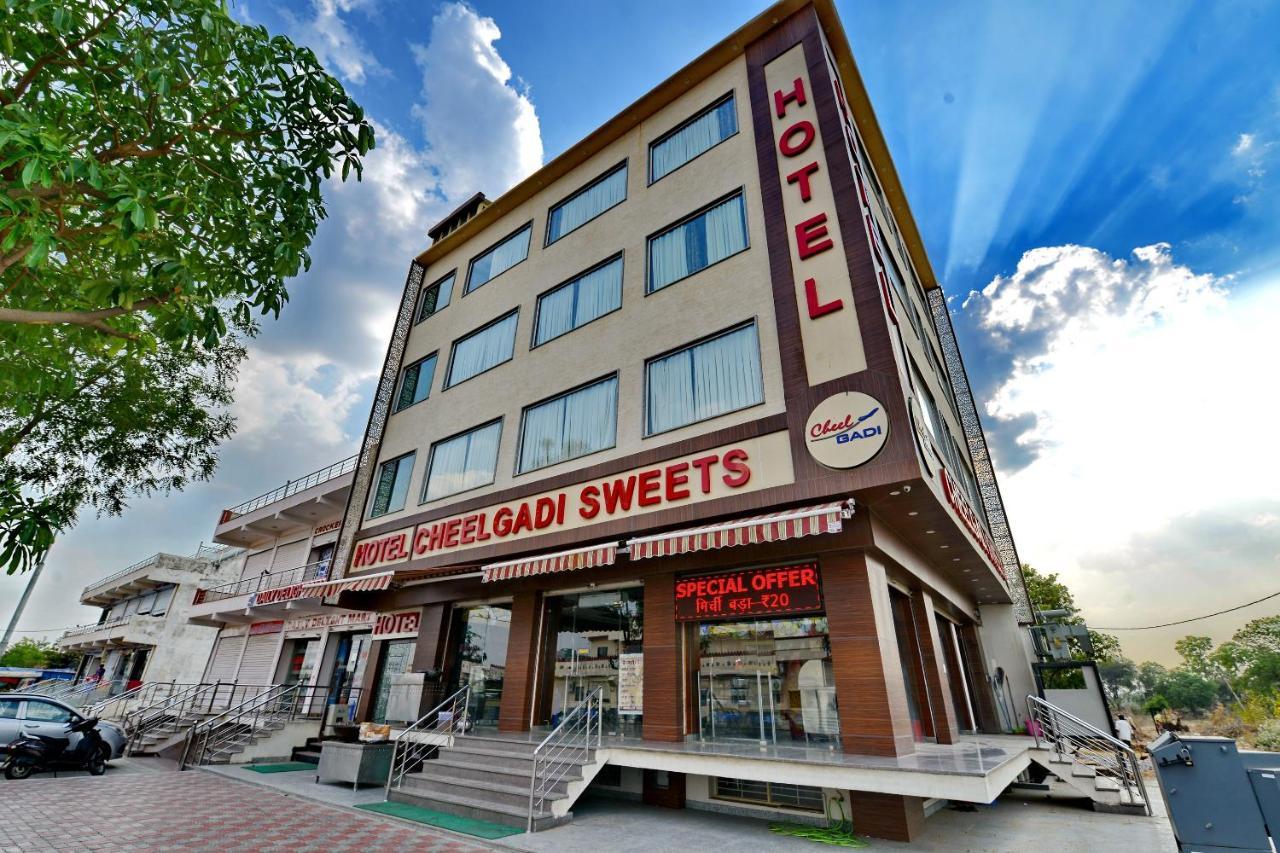 Oyo 9753 Hotel Cheelgadi Jaipur Ngoại thất bức ảnh